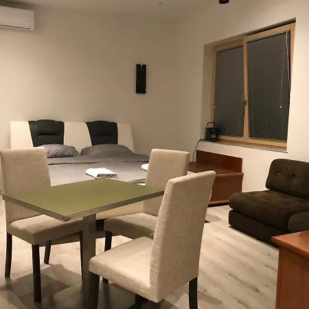 Apartman And Fortuna