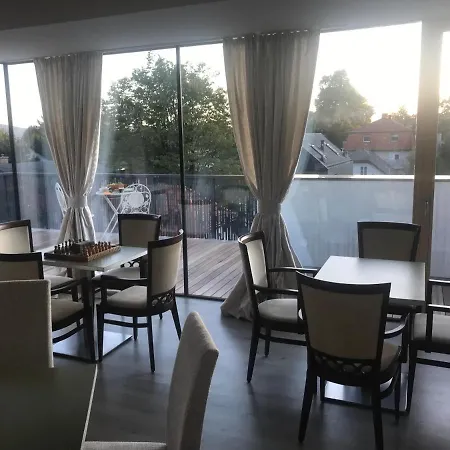 Apartman And Fortuna *